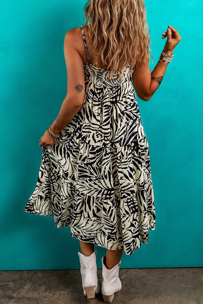 Tropical Elegance: Khaki Palm Print Dress - The Charming Petite